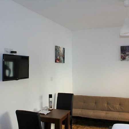 Eclectic Business & Leisure Apartment Nicosia Exterior foto